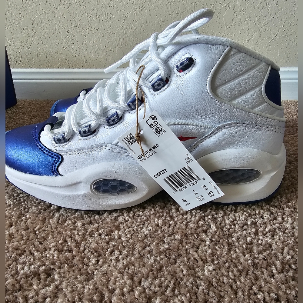 Reebok Question - Picture 2 of 5